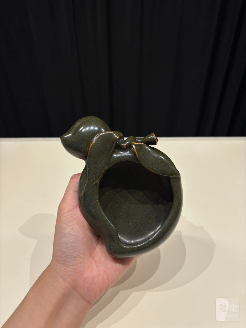 清中期 茶叶末釉桃形洗 - 图3